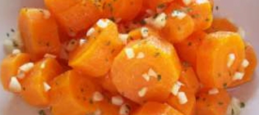 Zanahorias aliñadas y crema de zanahorias