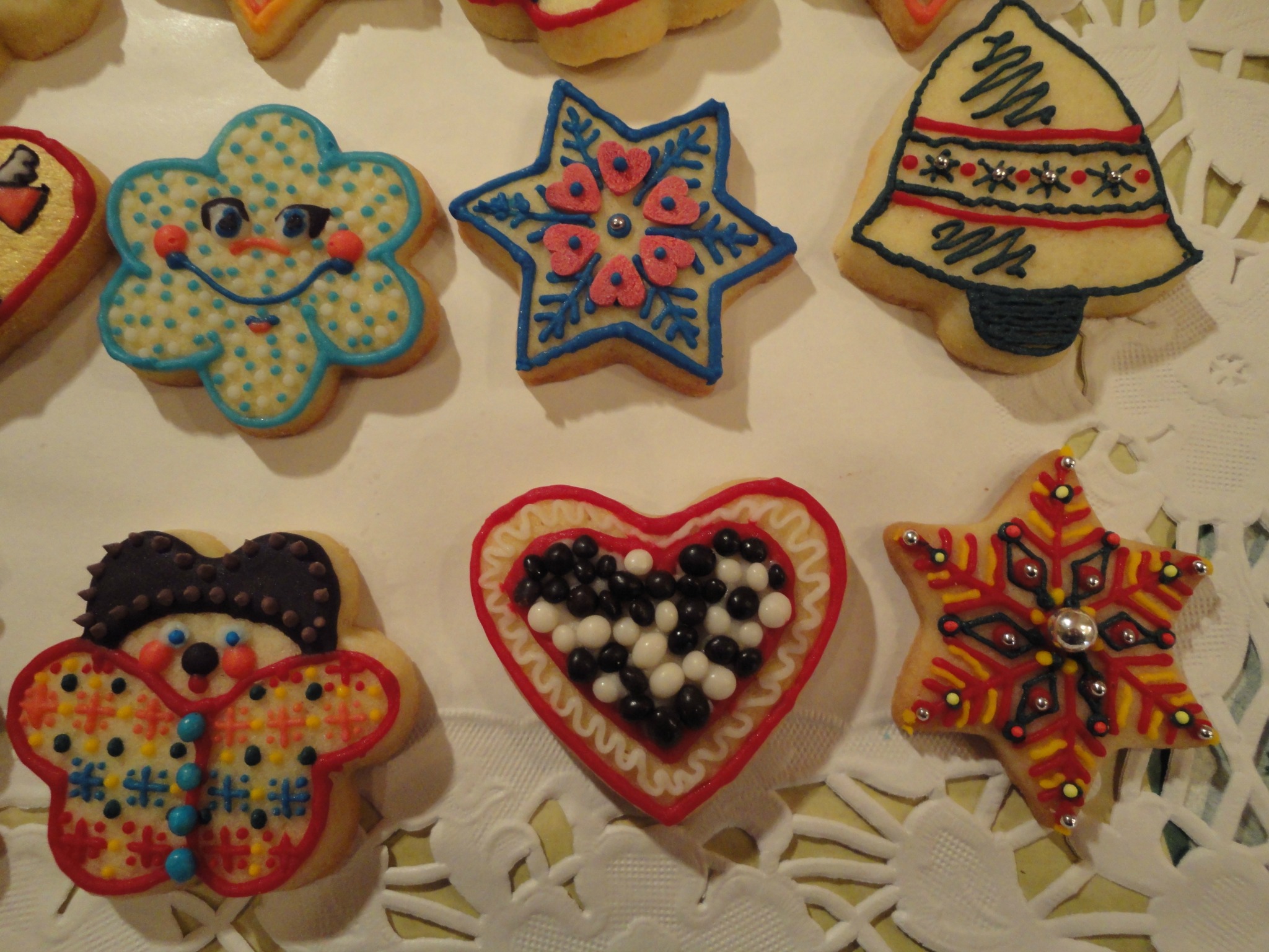 DECORACIÓN DE GALLETAS: GLASA.