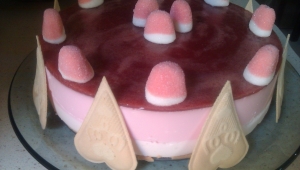 TARTA PETIT - SUISSES DE FRESA