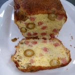 CELÍACOS - CAKE SALADO CON ACEITUNAS, QUESO Y JAMON, CON Thermomix®